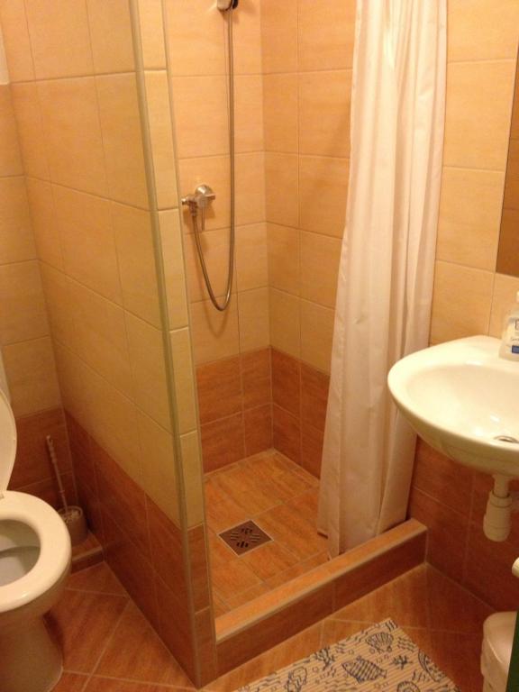 Bed and Breakfast Zatonyi Csarda Panzio Dunasziget Номер фото